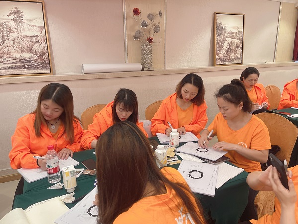 aaf7df6d-8b7e-4fbf-b619-0dc7e124f0a2.jpg